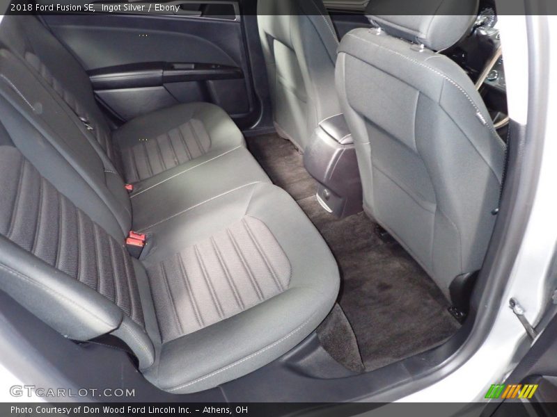 Ingot Silver / Ebony 2018 Ford Fusion SE