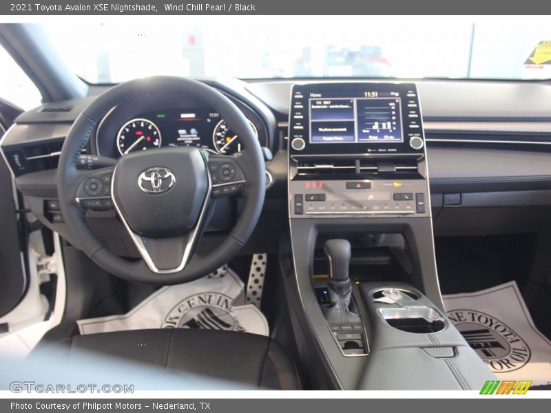 Wind Chill Pearl / Black 2021 Toyota Avalon XSE Nightshade