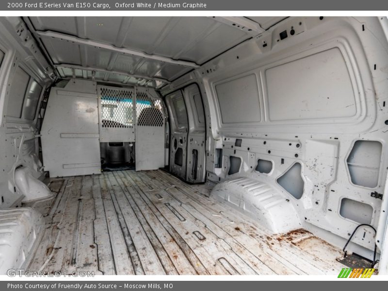 Oxford White / Medium Graphite 2000 Ford E Series Van E150 Cargo