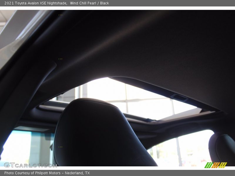 Wind Chill Pearl / Black 2021 Toyota Avalon XSE Nightshade