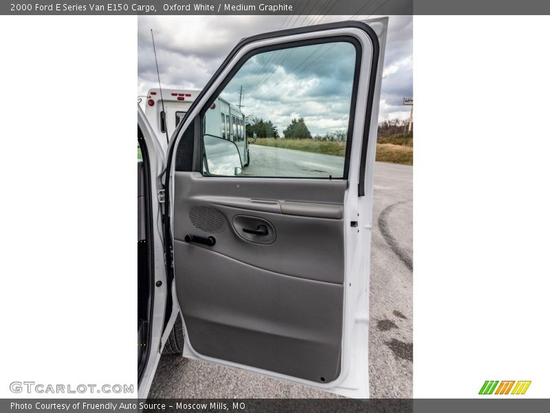 Oxford White / Medium Graphite 2000 Ford E Series Van E150 Cargo