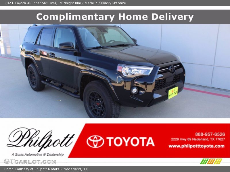 Midnight Black Metallic / Black/Graphite 2021 Toyota 4Runner SR5 4x4