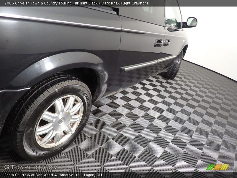 Brilliant Black / Dark Khaki/Light Graystone 2006 Chrysler Town & Country Touring