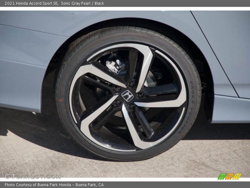Sonic Gray Pearl / Black 2021 Honda Accord Sport SE