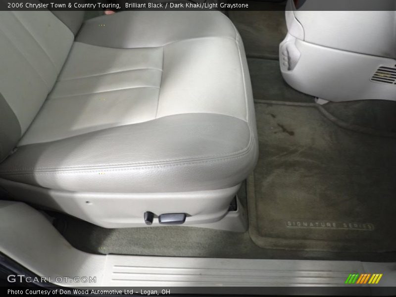 Brilliant Black / Dark Khaki/Light Graystone 2006 Chrysler Town & Country Touring