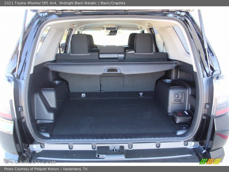 Midnight Black Metallic / Black/Graphite 2021 Toyota 4Runner SR5 4x4