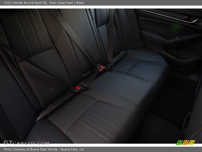 Sonic Gray Pearl / Black 2021 Honda Accord Sport SE