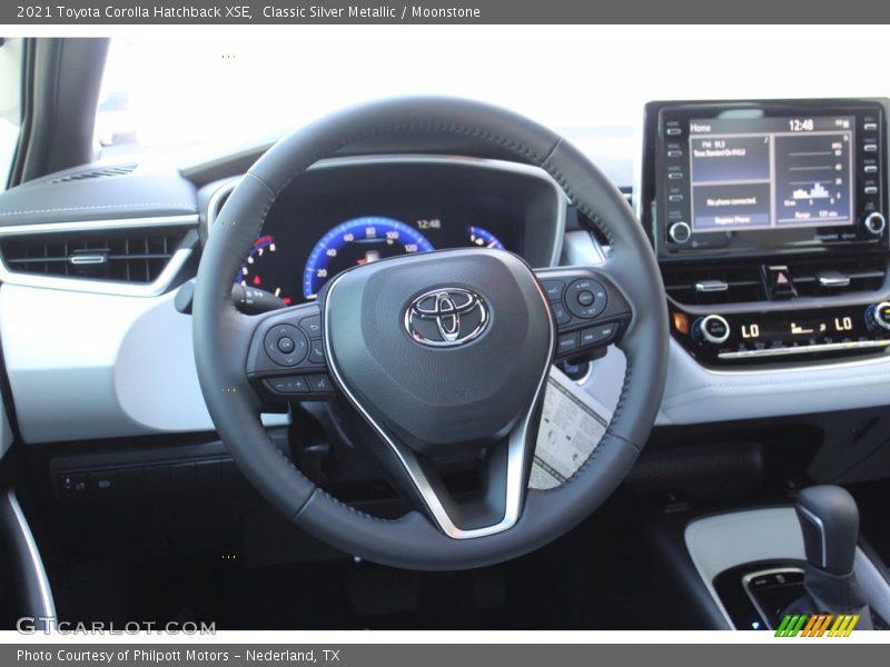 Classic Silver Metallic / Moonstone 2021 Toyota Corolla Hatchback XSE