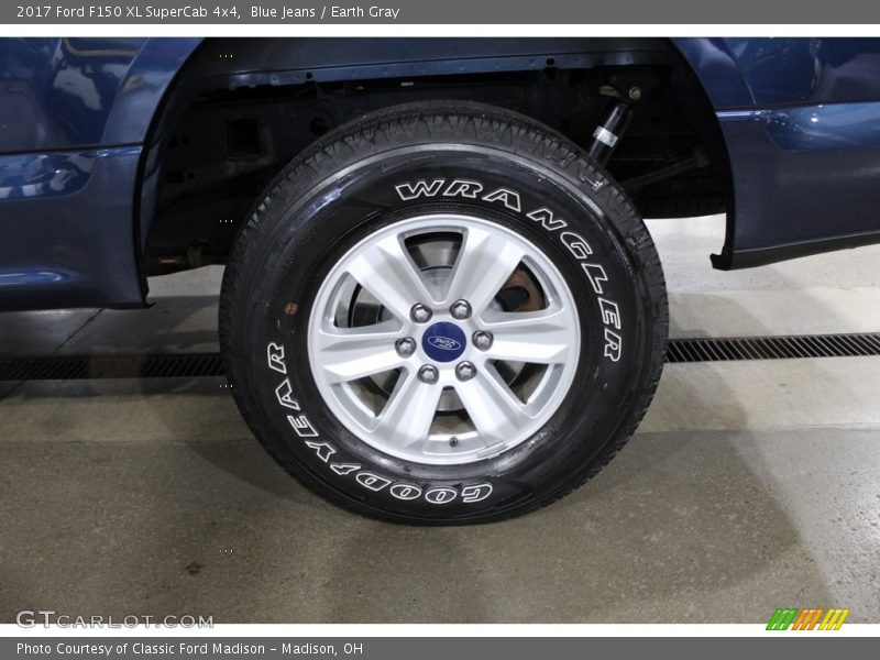 Blue Jeans / Earth Gray 2017 Ford F150 XL SuperCab 4x4