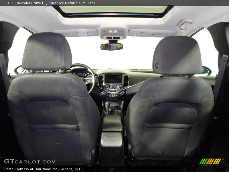 Silver Ice Metallic / Jet Black 2017 Chevrolet Cruze LT