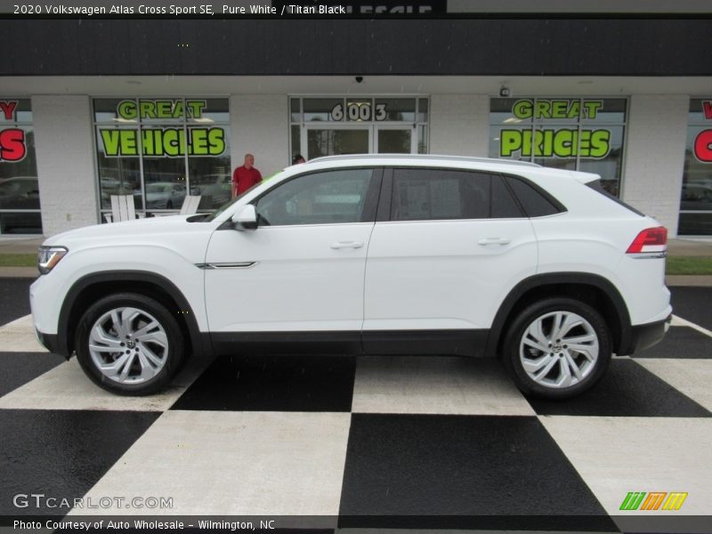 Pure White / Titan Black 2020 Volkswagen Atlas Cross Sport SE