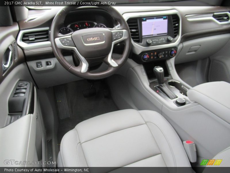 White Frost Tricoat / Cocoa/Light Ash Gray 2017 GMC Acadia SLT