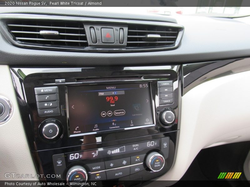 Pearl White Tricoat / Almond 2020 Nissan Rogue SV