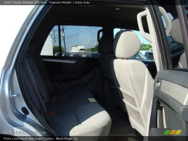 Titanium Metallic / Stone Gray 2006 Toyota 4Runner SR5 4x4