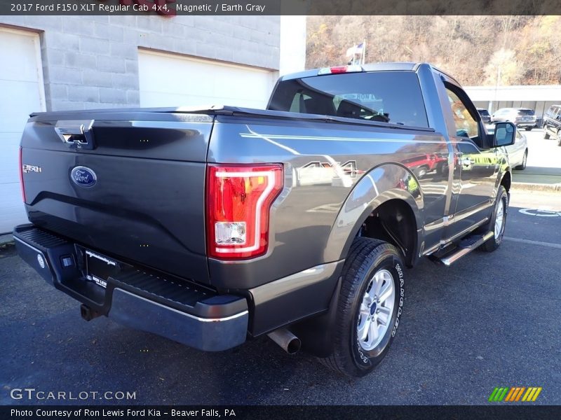 Magnetic / Earth Gray 2017 Ford F150 XLT Regular Cab 4x4