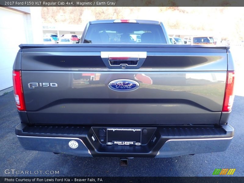 Magnetic / Earth Gray 2017 Ford F150 XLT Regular Cab 4x4