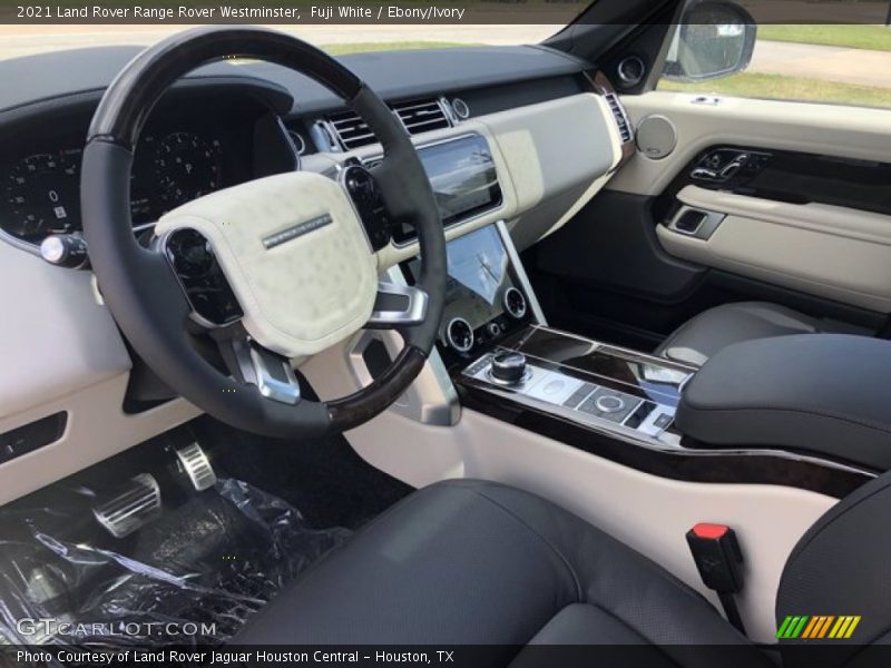  2021 Range Rover Westminster Ebony/Ivory Interior