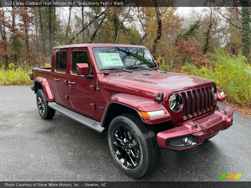Front 3/4 View of 2021 Gladiator High Altitude 4x4
