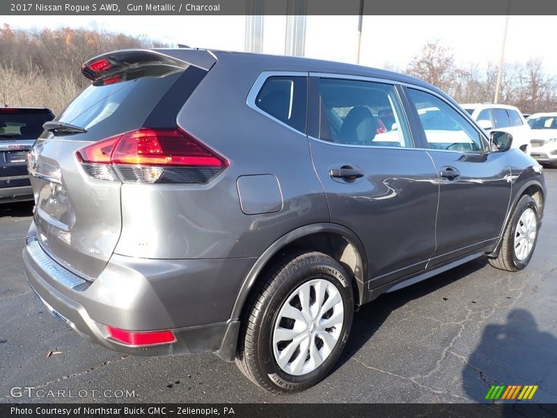 Gun Metallic / Charcoal 2017 Nissan Rogue S AWD