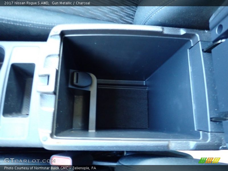 Gun Metallic / Charcoal 2017 Nissan Rogue S AWD