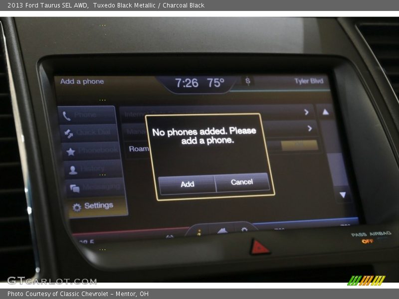 Tuxedo Black Metallic / Charcoal Black 2013 Ford Taurus SEL AWD