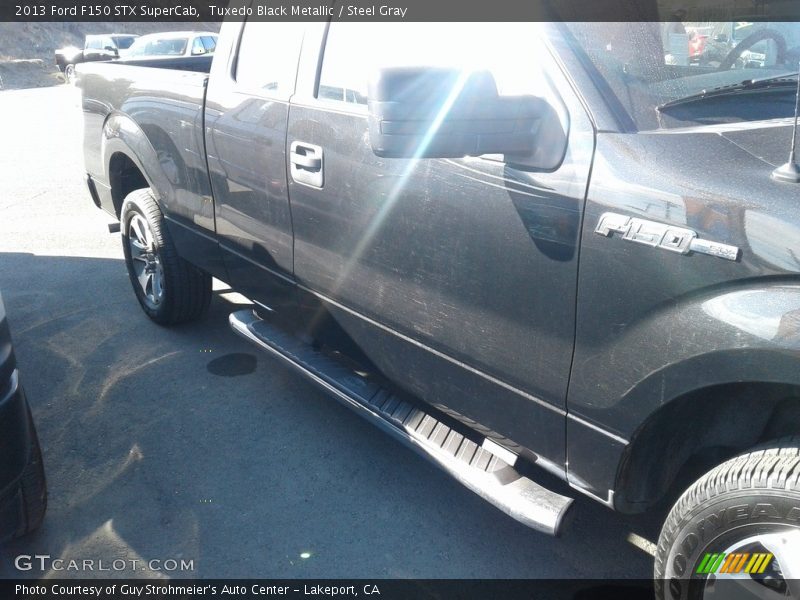 Tuxedo Black Metallic / Steel Gray 2013 Ford F150 STX SuperCab