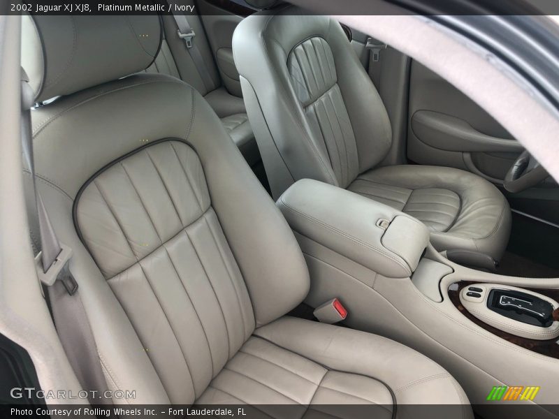 Platinum Metallic / Ivory 2002 Jaguar XJ XJ8