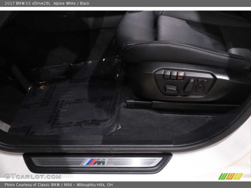 Alpine White / Black 2017 BMW X3 xDrive28i