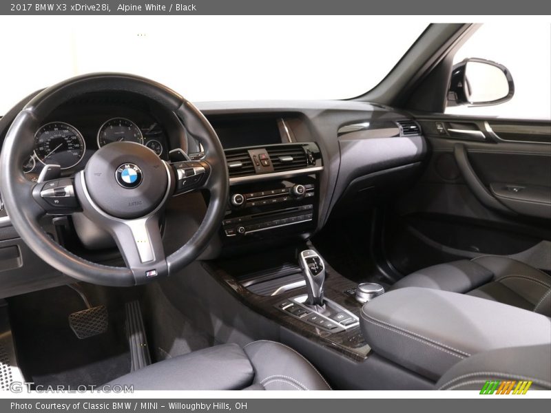 Alpine White / Black 2017 BMW X3 xDrive28i
