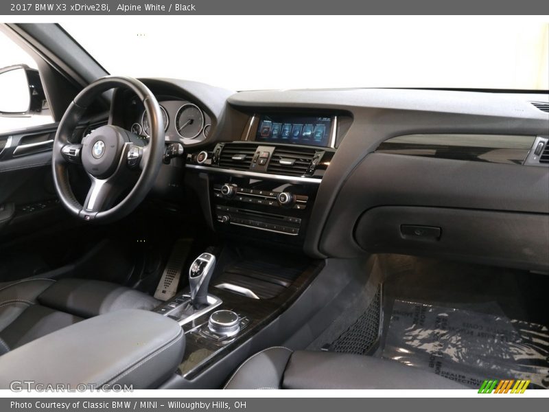 Alpine White / Black 2017 BMW X3 xDrive28i