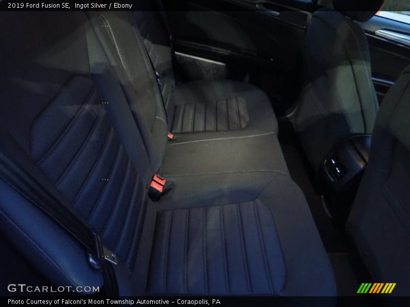 Ingot Silver / Ebony 2019 Ford Fusion SE