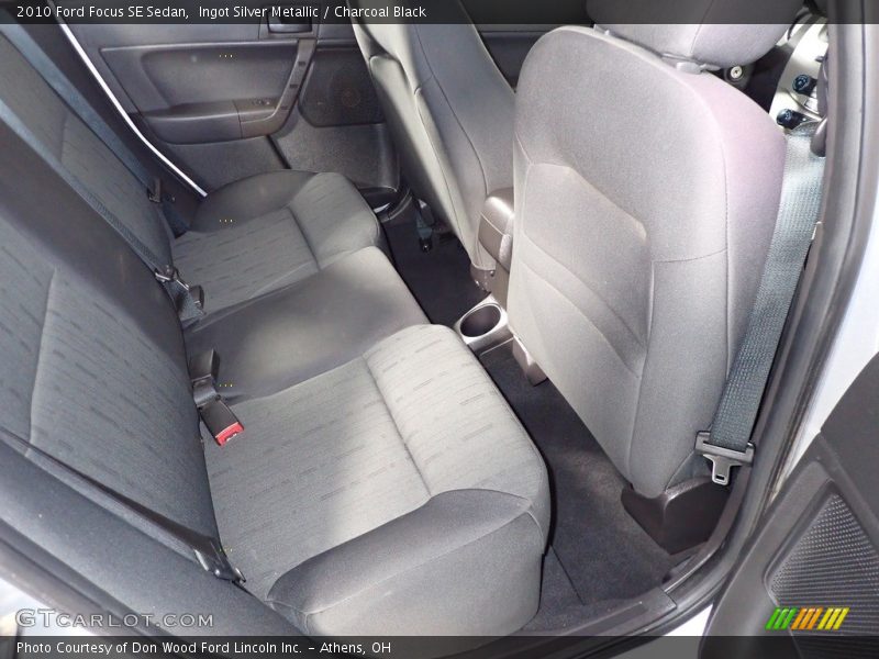 Ingot Silver Metallic / Charcoal Black 2010 Ford Focus SE Sedan