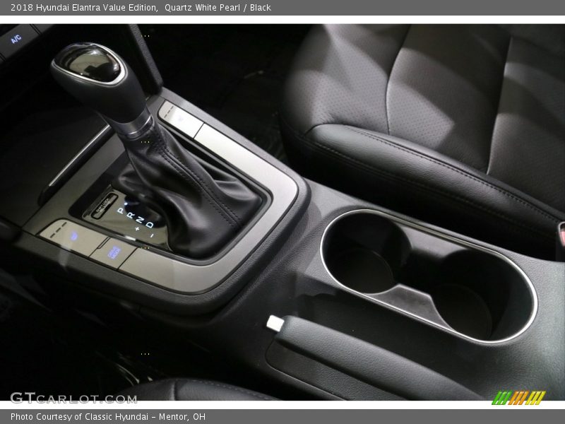 Quartz White Pearl / Black 2018 Hyundai Elantra Value Edition