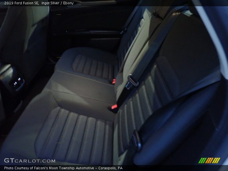 Ingot Silver / Ebony 2019 Ford Fusion SE