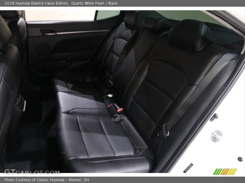 Quartz White Pearl / Black 2018 Hyundai Elantra Value Edition