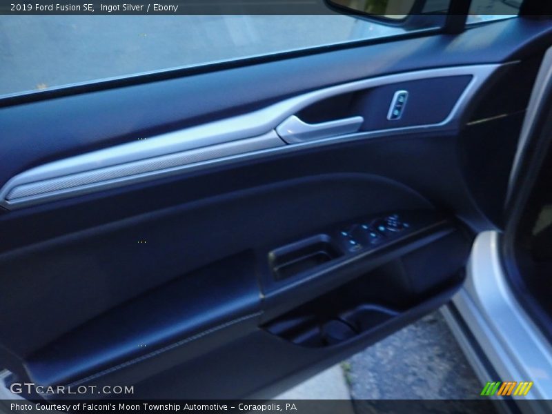 Ingot Silver / Ebony 2019 Ford Fusion SE