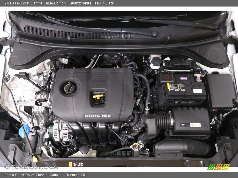 Quartz White Pearl / Black 2018 Hyundai Elantra Value Edition