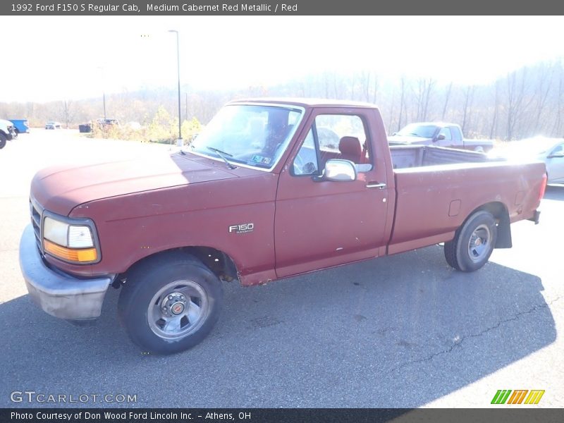 Medium Cabernet Red Metallic / Red 1992 Ford F150 S Regular Cab