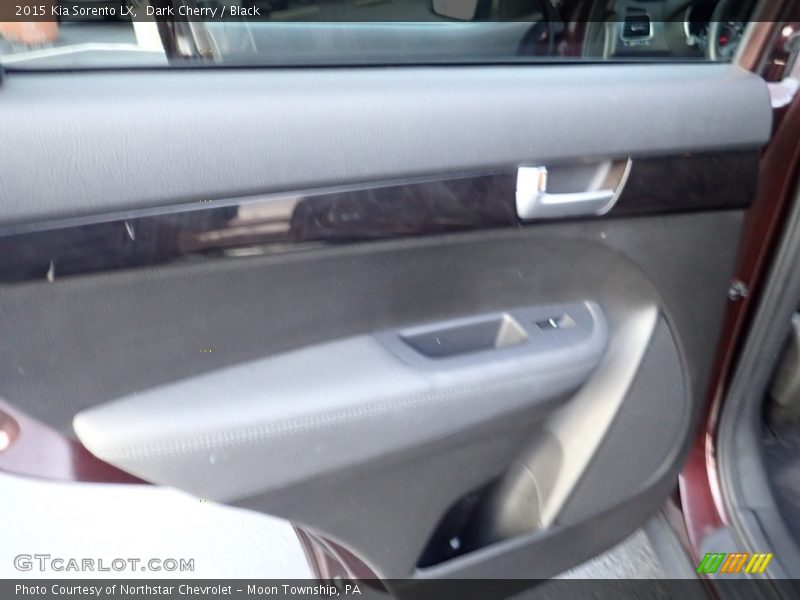 Dark Cherry / Black 2015 Kia Sorento LX