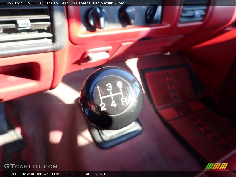 Medium Cabernet Red Metallic / Red 1992 Ford F150 S Regular Cab