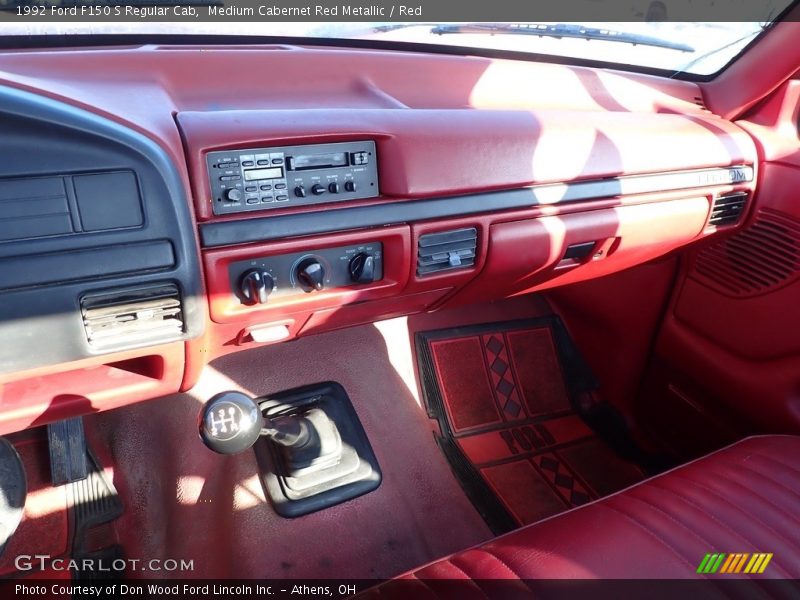Medium Cabernet Red Metallic / Red 1992 Ford F150 S Regular Cab