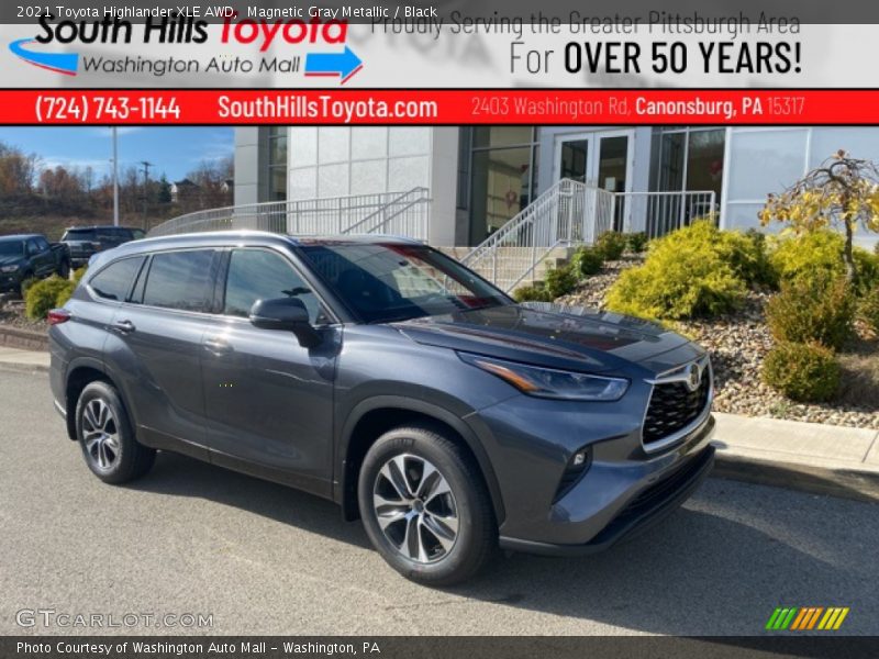 Magnetic Gray Metallic / Black 2021 Toyota Highlander XLE AWD