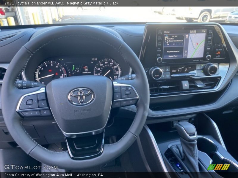 Magnetic Gray Metallic / Black 2021 Toyota Highlander XLE AWD