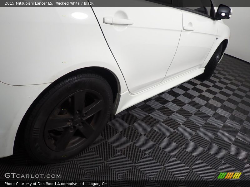 Wicked White / Black 2015 Mitsubishi Lancer ES