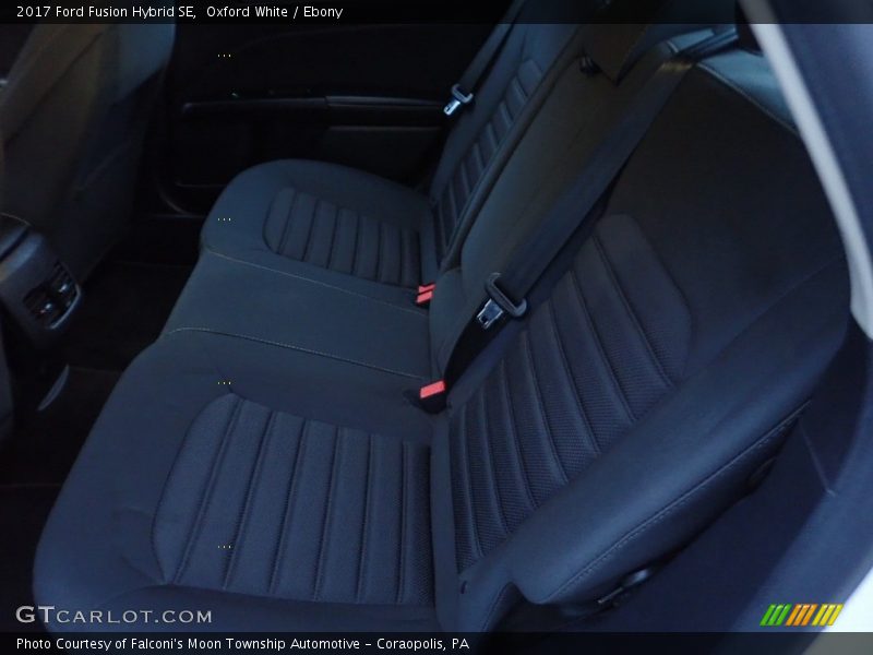 Oxford White / Ebony 2017 Ford Fusion Hybrid SE