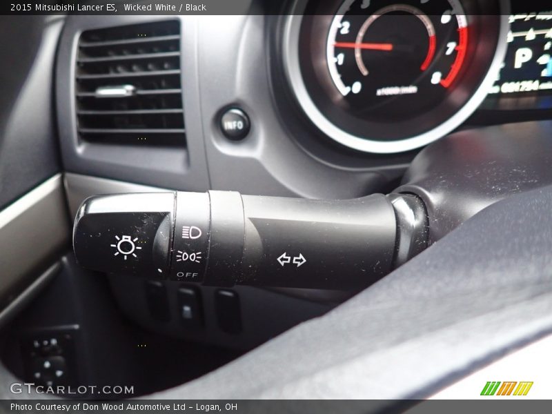 Wicked White / Black 2015 Mitsubishi Lancer ES