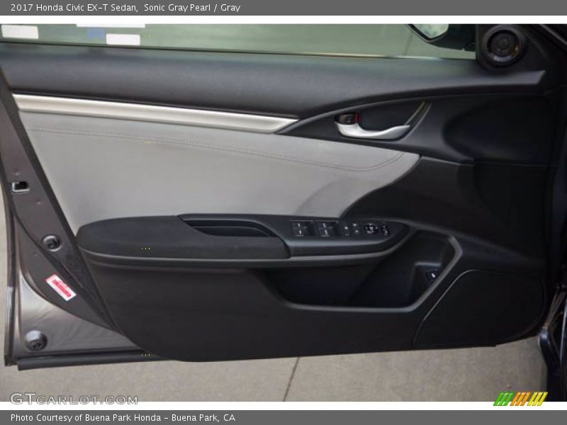 Sonic Gray Pearl / Gray 2017 Honda Civic EX-T Sedan