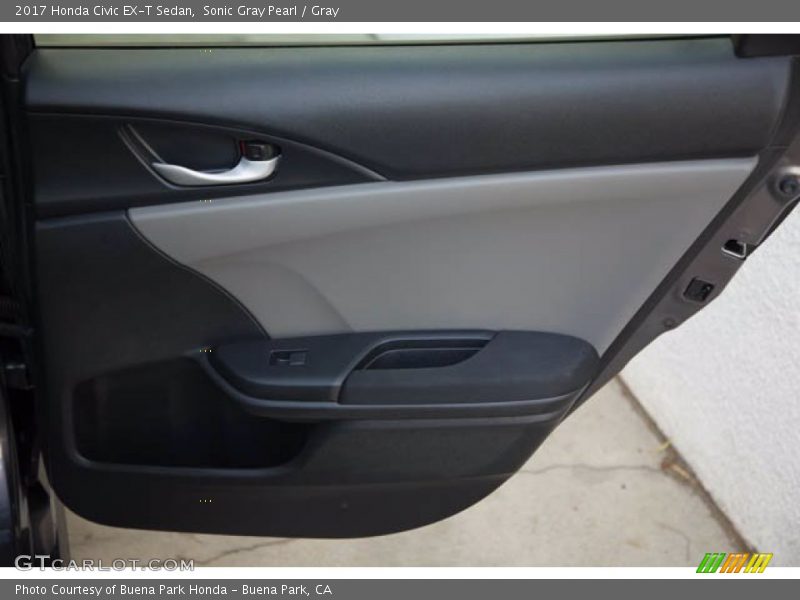 Sonic Gray Pearl / Gray 2017 Honda Civic EX-T Sedan