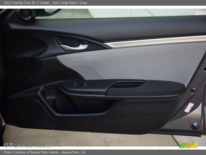 Sonic Gray Pearl / Gray 2017 Honda Civic EX-T Sedan