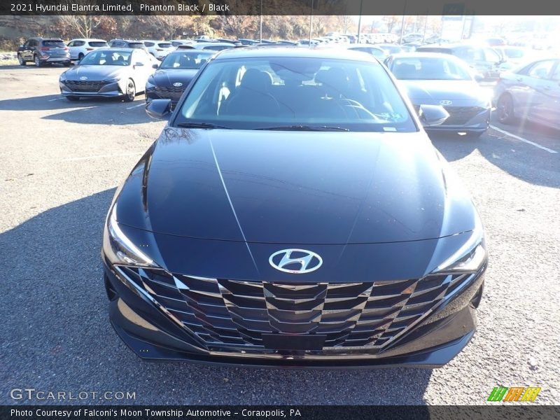 Phantom Black / Black 2021 Hyundai Elantra Limited